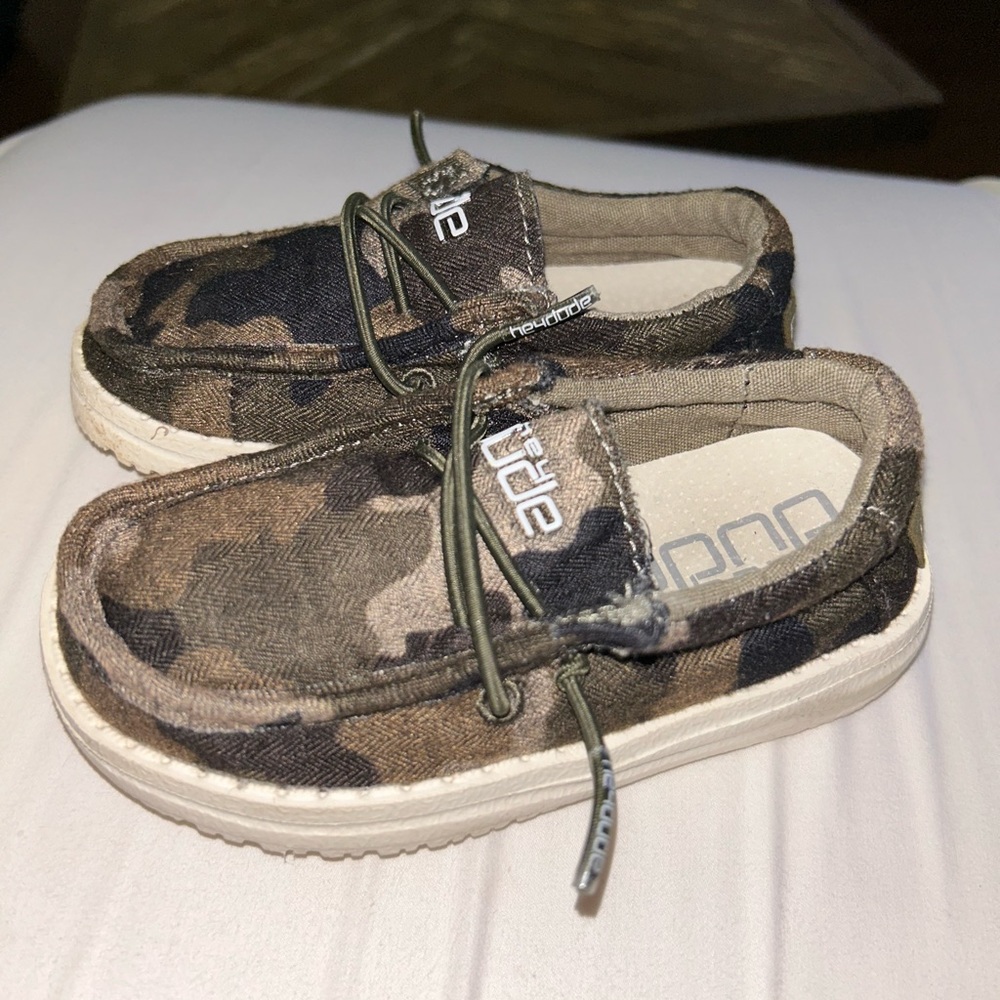 Toddler boys “hey dude” shoes - Picture 2 of 4